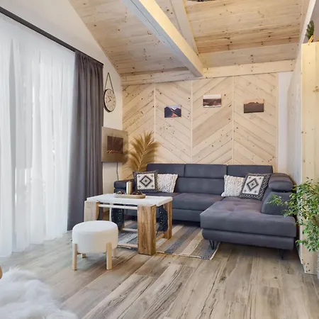 Lesny Chalet