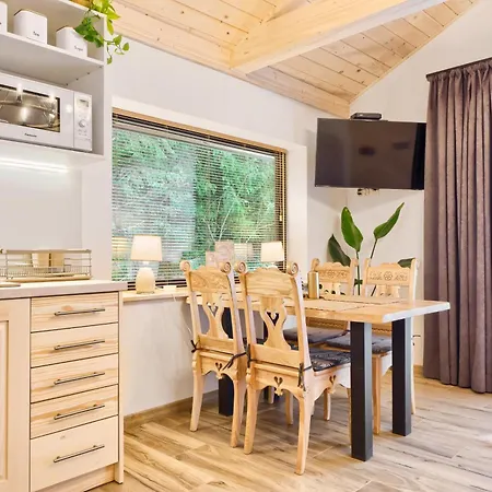 Lesny Chalet